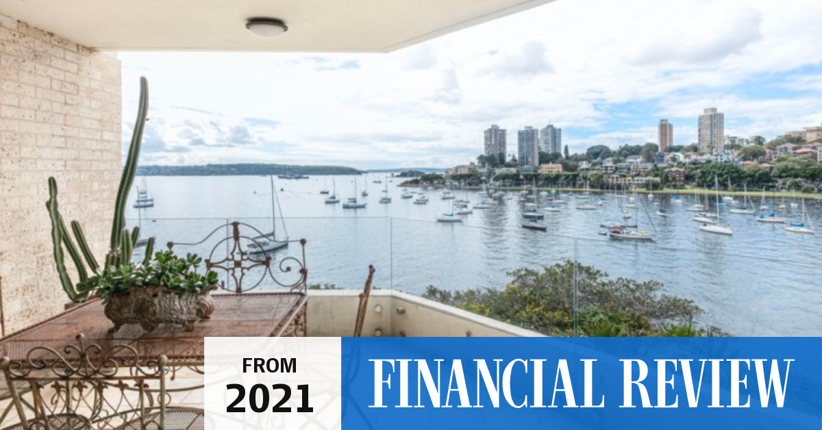 Sydney property auctions Waterfront Elizabeth Bay unit sells for 8.5